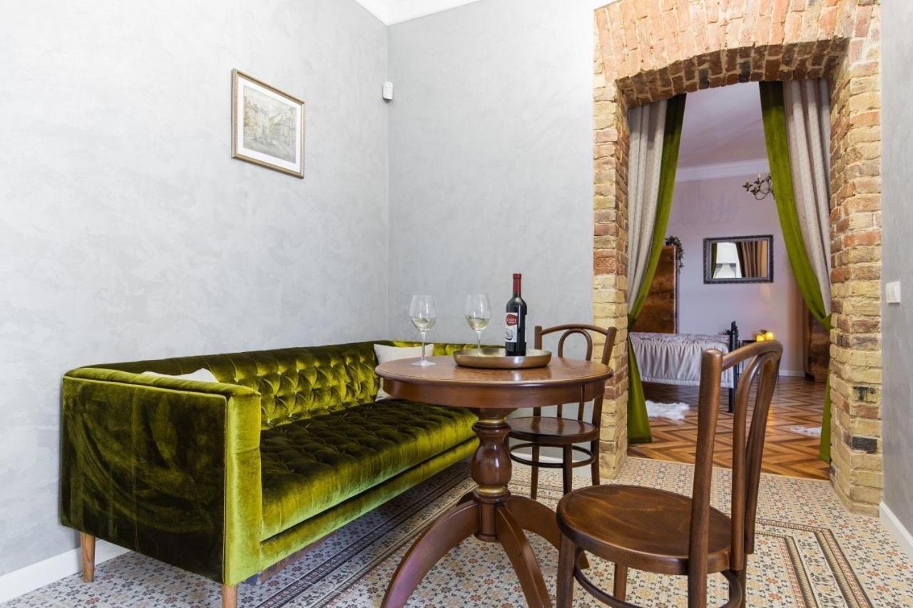 Смольського, 6 Appartement Lviv Buitenkant foto